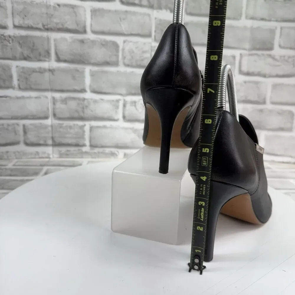 Coach Seneca Women's Size 8.5 Black Leather Heeled Ankle Round Toe Booties